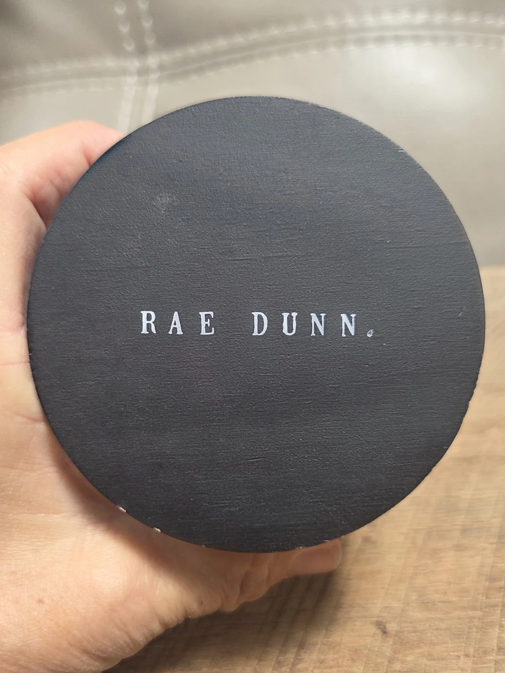 Rae Dunn QUEEN BEE Flower Scented Jar Candle w/ Lid 10.5 oz NEW Bin 1D